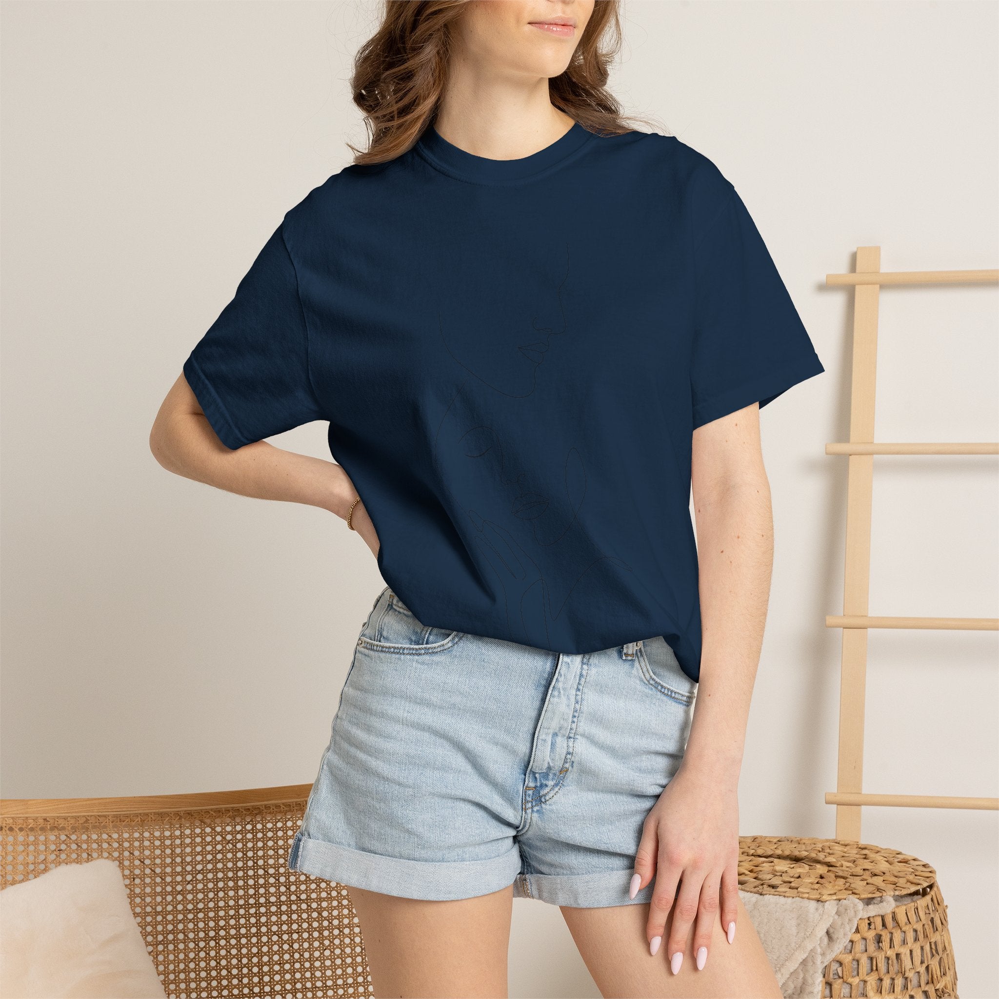 Minimalist Faces - LineArt - Graphic Tee
